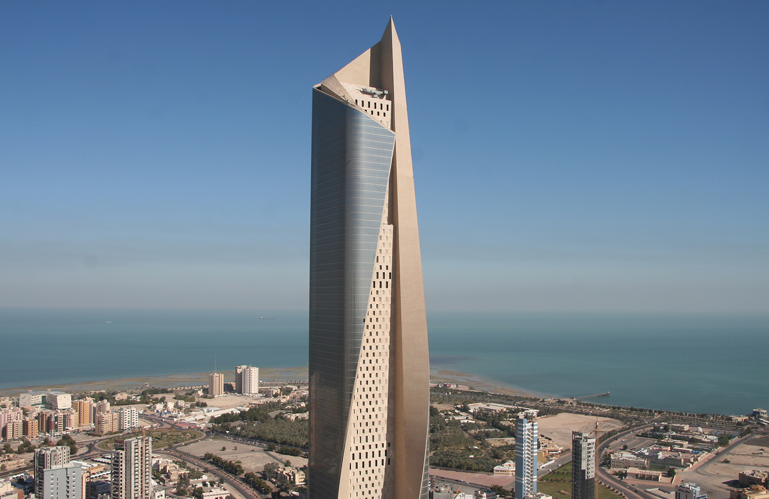 Al Hamra Tower, Kuwait · MAXBERG Jura Limestone yellow layer 16-17 & upper layer Athina
